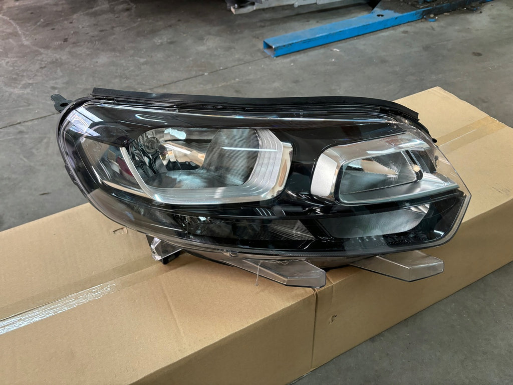 Frontscheinwerfer Citroën Spacetourer 9808567680 Rechts Scheinwerfer Headlight
