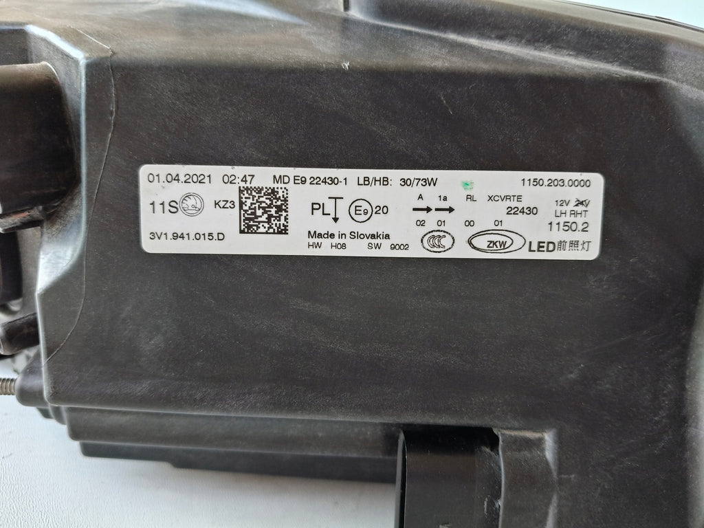 Frontscheinwerfer Skoda Superb III 3V1941015D Full LED Links Headlight