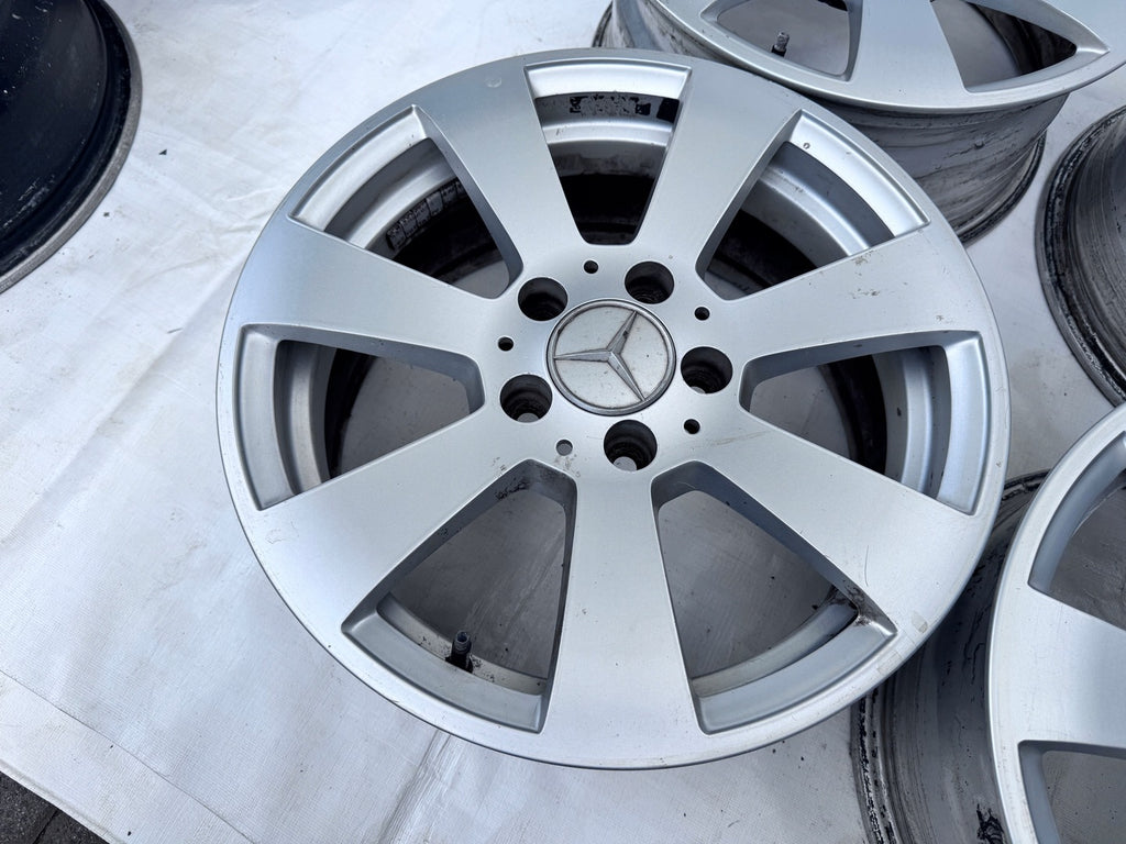 4x Alufelge 16 Zoll 7.0" 5x112 43ET Silber Mercedes-Benz W204 Rim Wheel