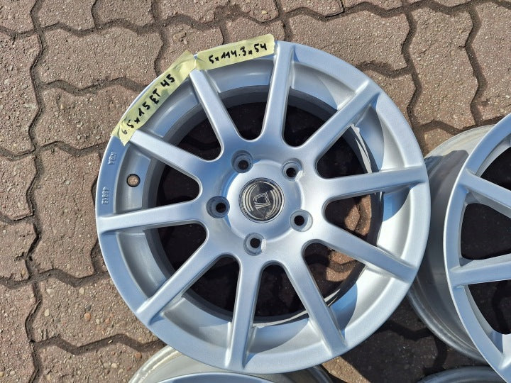 4x Alufelge 15 Zoll 6.5" 5x114.3 45ET 4621621 Hyundai I Rim Wheel FEL6293868824se