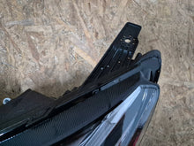 Laden Sie das Bild in den Galerie-Viewer, Frontscheinwerfer Dacia Sandero III 260607161R Full LED Links Headlight