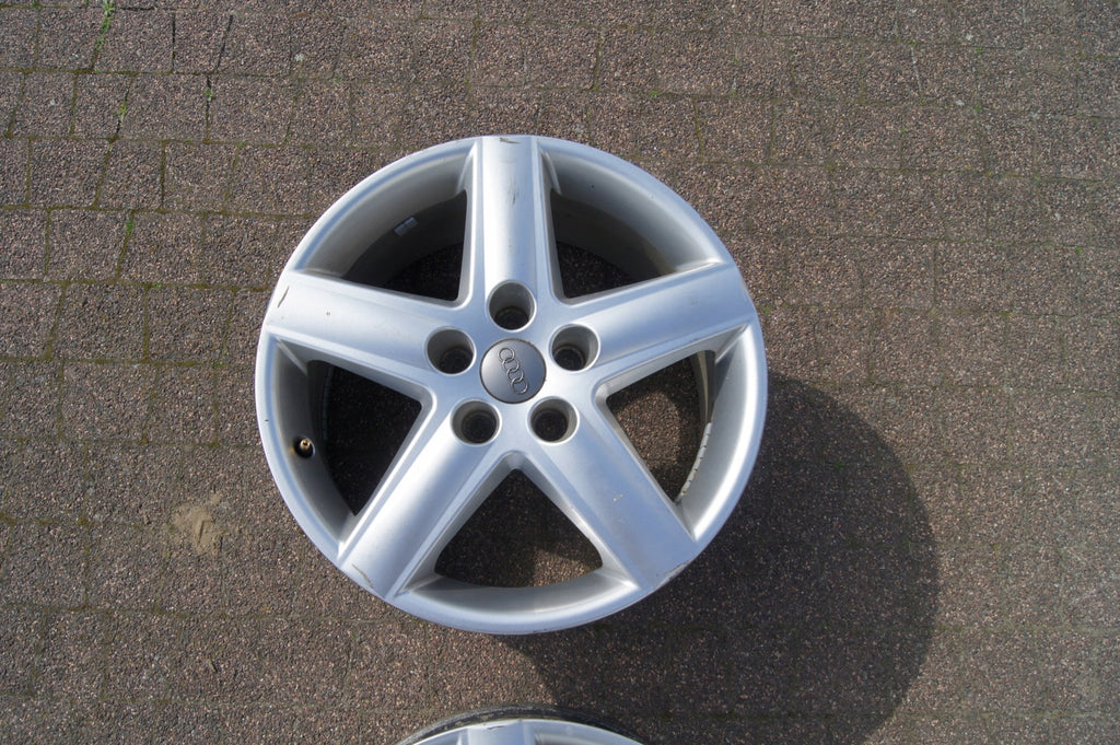 1x Alufelge 17 Zoll 7.5" 5x112 F0601025K Audi Rim Wheel