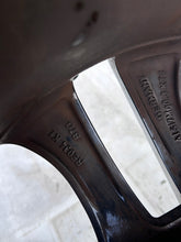 Laden Sie das Bild in den Galerie-Viewer, 1x Alufelge 18 Zoll 7.5&quot; 5x114.3 39ET 403006881R Mg Espace Rim Wheel