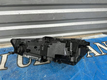 Load image into Gallery viewer, Frontscheinwerfer Audi A4 8W0941036E Rechts Scheinwerfer Headlight SCH5133001563ri