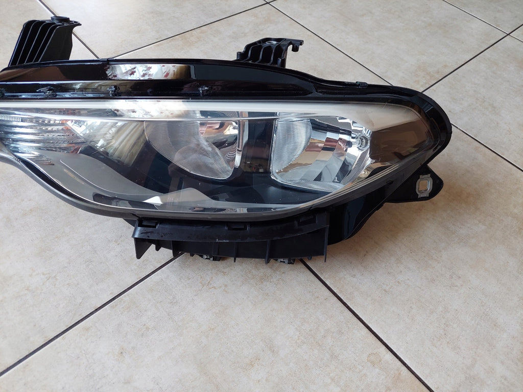 Frontscheinwerfer Fiat Tipo 52145170-1 Links Scheinwerfer Headlight SCH4159444428ee