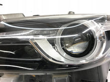 Laden Sie das Bild in den Galerie-Viewer, Frontscheinwerfer Mazda III BHR251040 7020143700 Xenon Links Headlight SCH8640466443ys