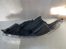 Laden Sie das Bild in den Galerie-Viewer, Frontscheinwerfer Ford Fiesta I 12-C1BB-13W029-CG- PAW1025 Rechts Headlight SCH7184825479er
