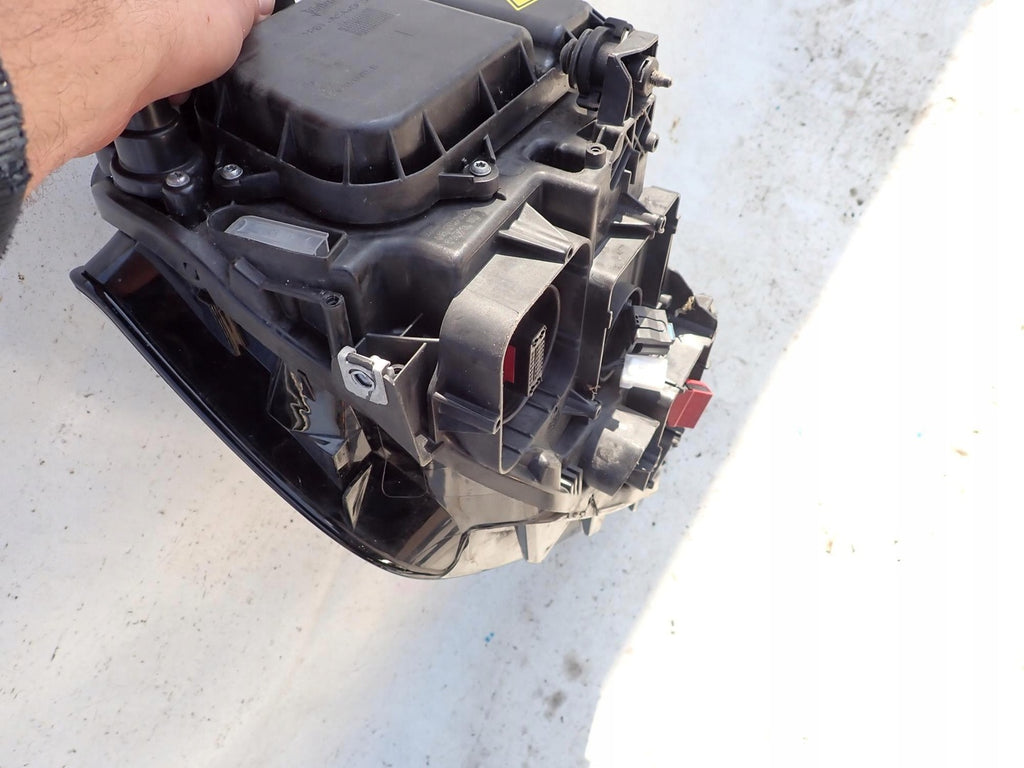 Frontscheinwerfer VW Golf Sportsvan 517941033B 517941034B LED Rechts oder Links SCH7416163654tz