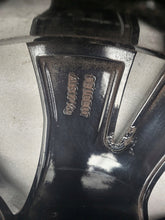 Load image into Gallery viewer, 1x Alufelge 17 Zoll 6.5&quot; 4x108 20ET 9678398277 Peugeot 2008 Ii Rim Wheel