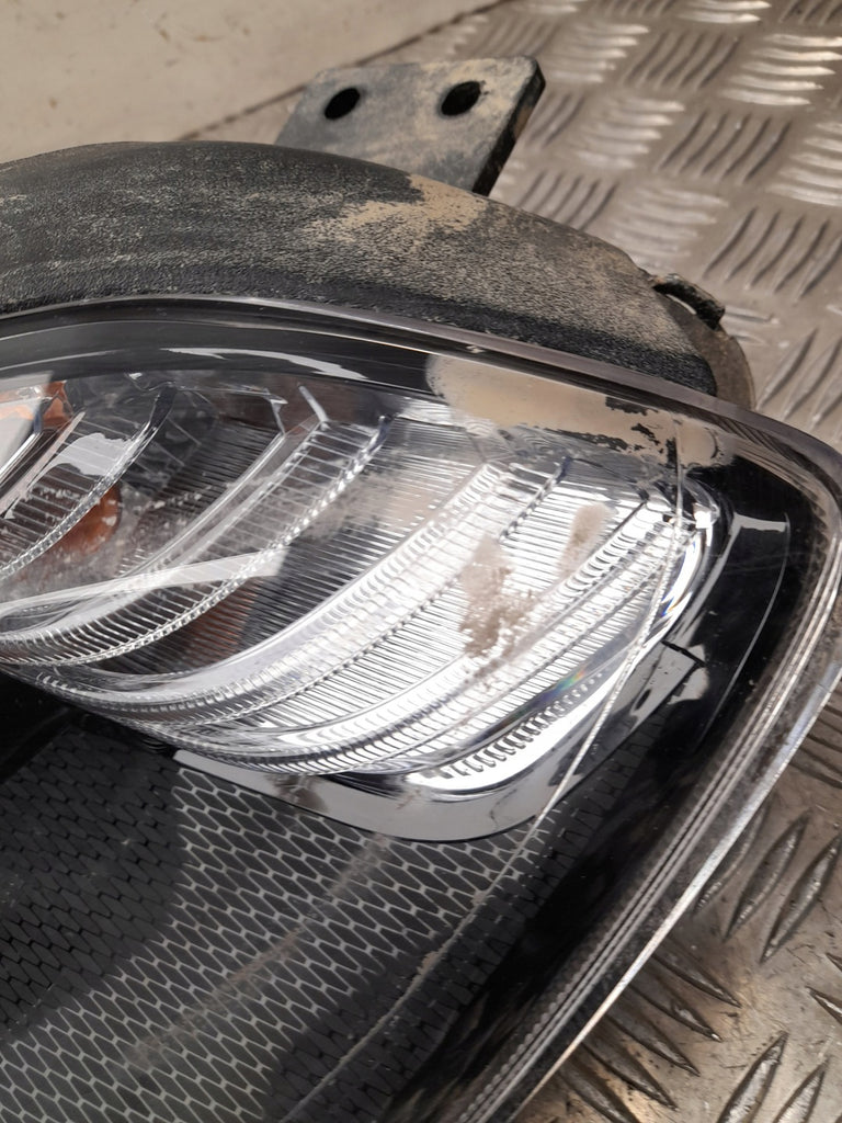 Frontscheinwerfer Kia Sportage 92102-F1100 Rechts Scheinwerfer Headlight SCH1802924079yf