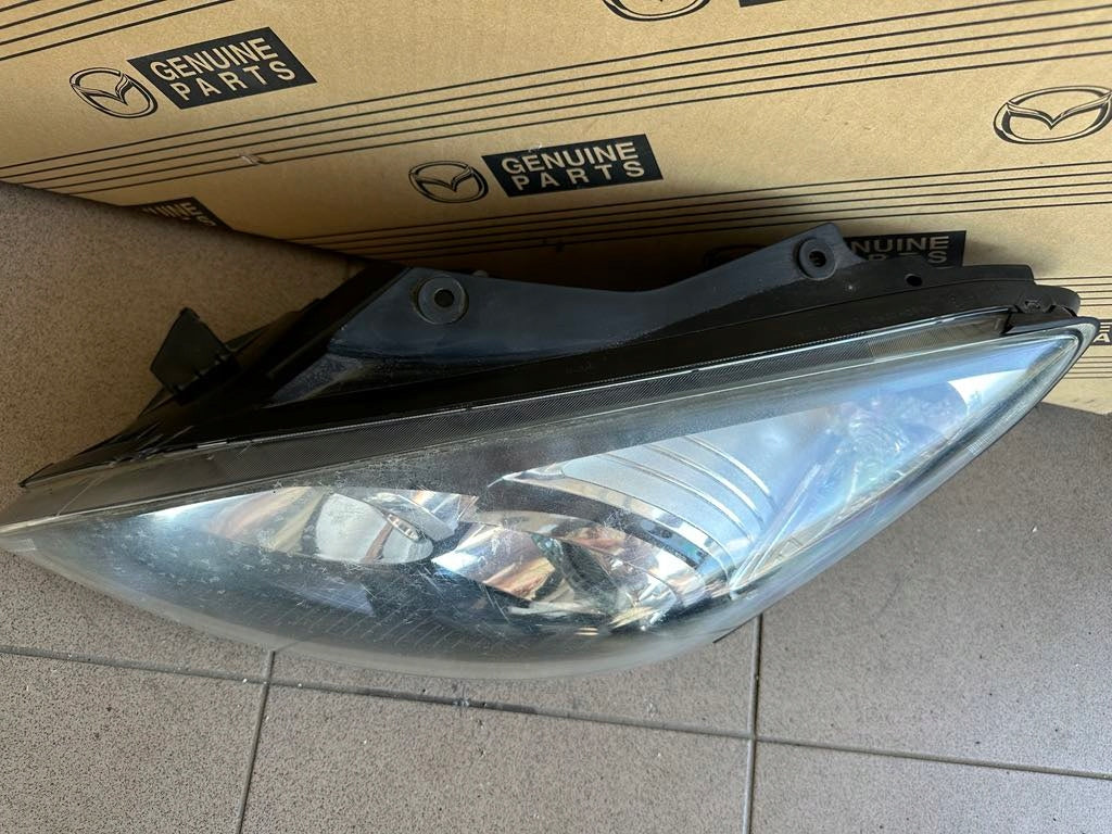 Frontscheinwerfer Hyundai I30 92101-2R010 1LL010146-03 Links Headlight SCH8185468457qa