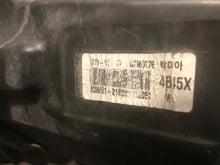 Laden Sie das Bild in den Galerie-Viewer, Frontscheinwerfer Mitsubishi Outlander III 8301D3-32 LED Rechts Headlight