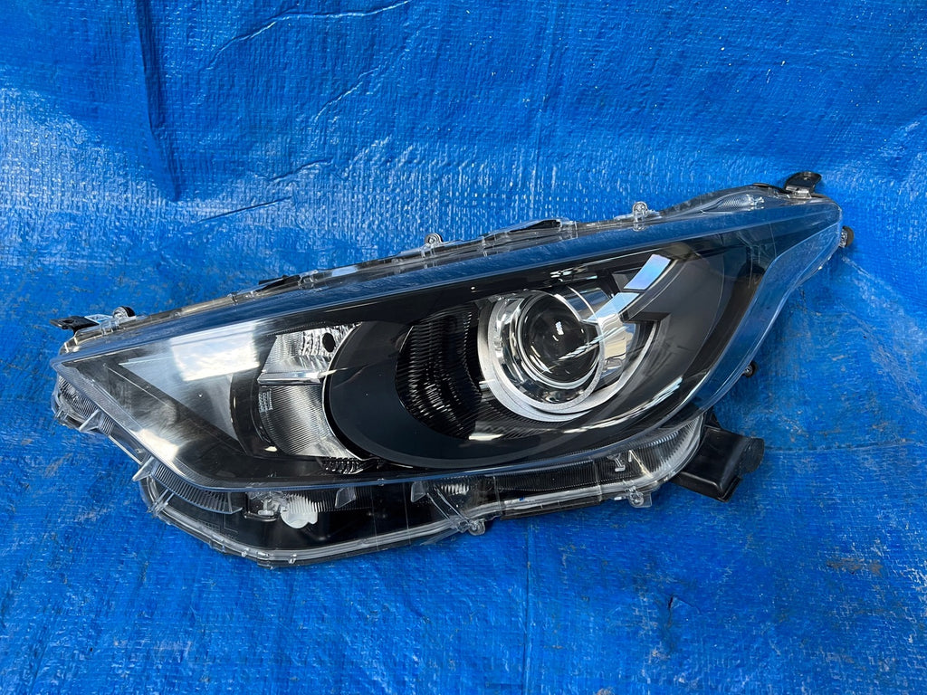 Frontscheinwerfer Toyota 4 Yaris 142259 Links Scheinwerfer Headlight