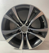 Load image into Gallery viewer, 1x Alufelge 18 Zoll 7.5" 5x120 45ET Glanz Grau 6796210 BMW 1 F21 F20 Mg FEL3527181055mq