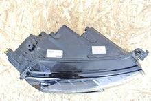 Laden Sie das Bild in den Galerie-Viewer, Frontscheinwerfer Skoda Karoq 57B941016F LED Rechts Scheinwerfer Headlight SCH9867112520pi
