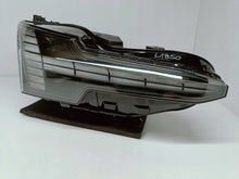 Laden Sie das Bild in den Galerie-Viewer, Frontscheinwerfer Volvo 80000628 Rechts Scheinwerfer Headlight SCH8517120628fx