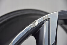 Laden Sie das Bild in den Galerie-Viewer, 1x Alufelge 17 Zoll 7.0" 4x100 37ET Glanz Graphit 403008911R Mg Rim Wheel FEL1093823396sd