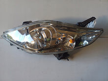 Laden Sie das Bild in den Galerie-Viewer, Frontscheinwerfer Mazda 5 Links Scheinwerfer Headlight