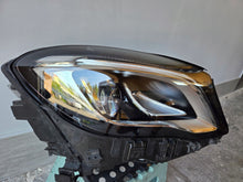 Laden Sie das Bild in den Galerie-Viewer, Frontscheinwerfer Mercedes-Benz Gla A1569067000 LED Rechts Headlight SCH1095243671xa