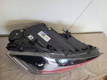 Laden Sie das Bild in den Galerie-Viewer, Frontscheinwerfer VW Polo 2G1941036C Rechts Scheinwerfer Headlight