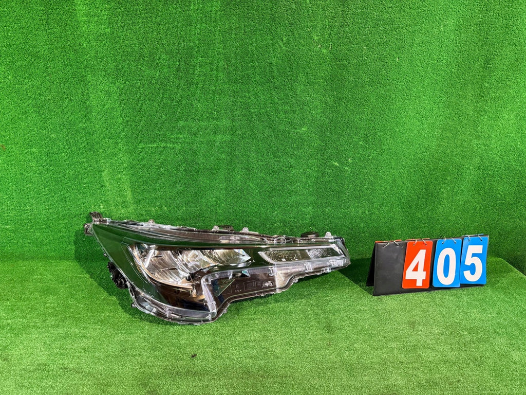 Frontscheinwerfer Toyota Corolla 81110-02S60 Rechts Scheinwerfer Headlight SCH5523804334ms
