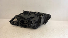 Laden Sie das Bild in den Galerie-Viewer, Frontscheinwerfer BMW 5 F11 F10 7203252 21022013 Xenon Rechts Headlight SCH4850465378kb