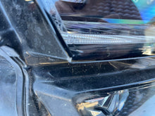 Laden Sie das Bild in den Galerie-Viewer, Frontscheinwerfer Skoda Karoq 57B941036 Rechts Scheinwerfer Headlight SCH7260080192ho