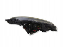 Laden Sie das Bild in den Galerie-Viewer, Frontscheinwerfer Toyota Yaris 0D1600D161 0D1620D163 Links Headlight SCH5310548473jg