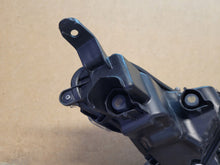 Load image into Gallery viewer, Frontscheinwerfer Toyota Yaris Full LED Links Scheinwerfer Headlight SCH7848769193bl