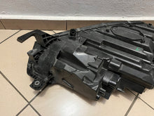 Load image into Gallery viewer, Frontscheinwerfer Skoda Octavia IV 5E4941015B Full LED Links Headlight SCH6917359747nu