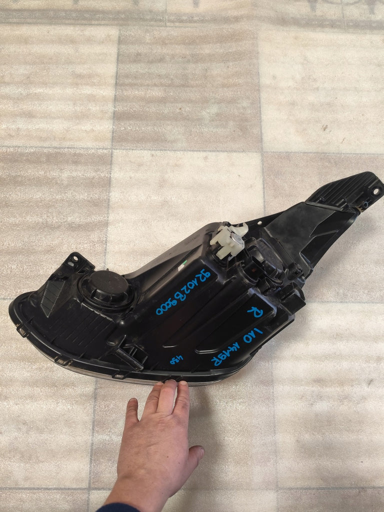 Frontscheinwerfer Hyundai I10 92102-B9000 Rechts Scheinwerfer Headlight SCH8795901237fs