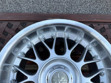 Load image into Gallery viewer, 1x Alufelge 16 Zoll 9.0" 4x100 15ET Glanz Silber KT4-9010 BMW 3 E30 Golf I FEL5597361587ck