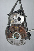 Laden Sie das Bild in den Galerie-Viewer, Motor Opel Renault Vivaro A Trafic M9R M9RL7L7 2.0 DCI Diesel Engine Unkomplett