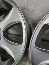Laden Sie das Bild in den Galerie-Viewer, 4x Alufelge 16 Zoll 7.0" 5x120 44ET 6769402 BMW E46 F22 F21 E81 F23 F30 F31 E82 FEL6791880556jw