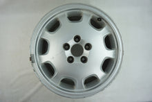 Laden Sie das Bild in den Galerie-Viewer, 1x Alufelge 16 Zoll 7.0&quot; 5x108 49ET 8623855 Volvo Rim Wheel