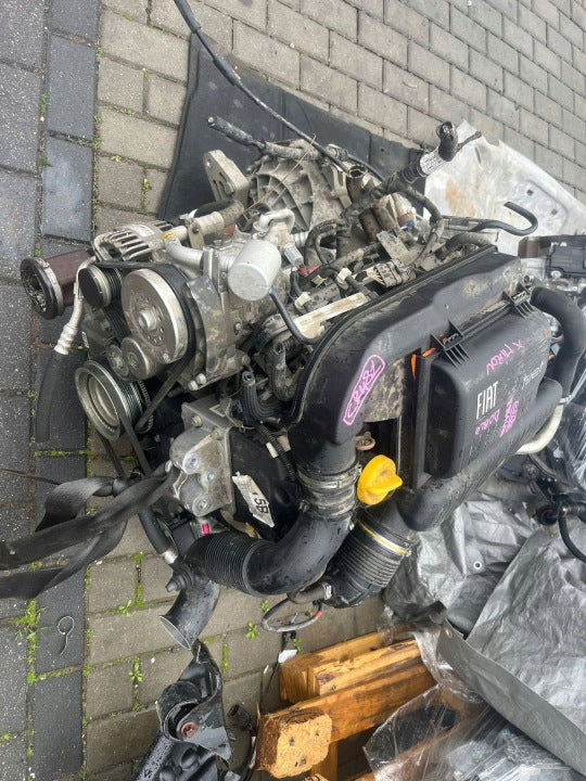 Motor Fiat Doblo 84073499 1.4 T-JET 32TKm 2016 Benzin Engine Komplett MOT5019194363hs