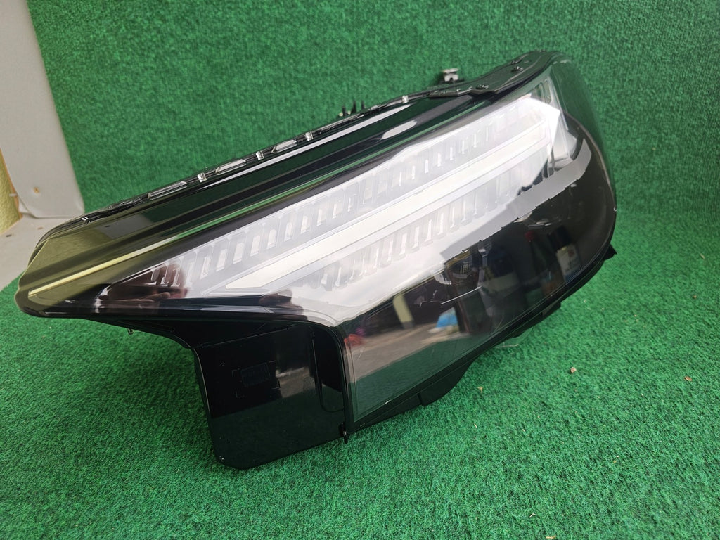 Frontscheinwerfer Audi E-Tron Links Scheinwerfer Headlight SCH4738288306be