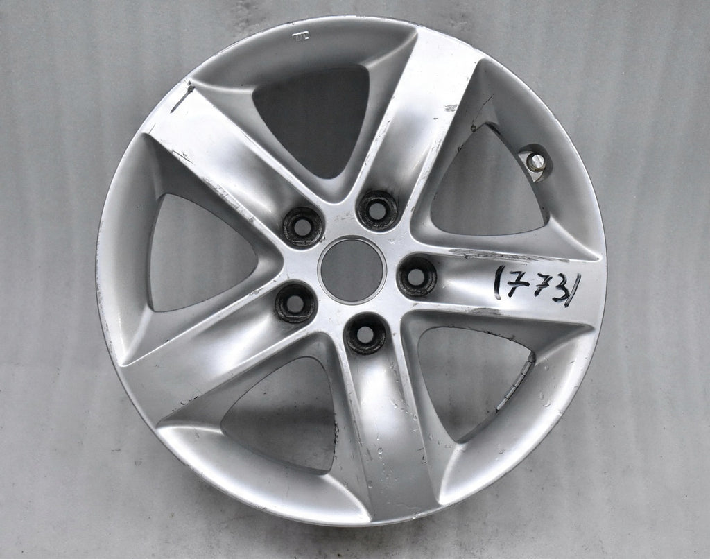 1x Alufelge 16 Zoll 6.0" 5x114.3 51ET Glanz Grau 529101-H250 Hyundai I30 Ceed