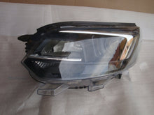 Laden Sie das Bild in den Galerie-Viewer, Frontscheinwerfer Opel Zafira 00218274-01 Xenon Links Scheinwerfer Headlight