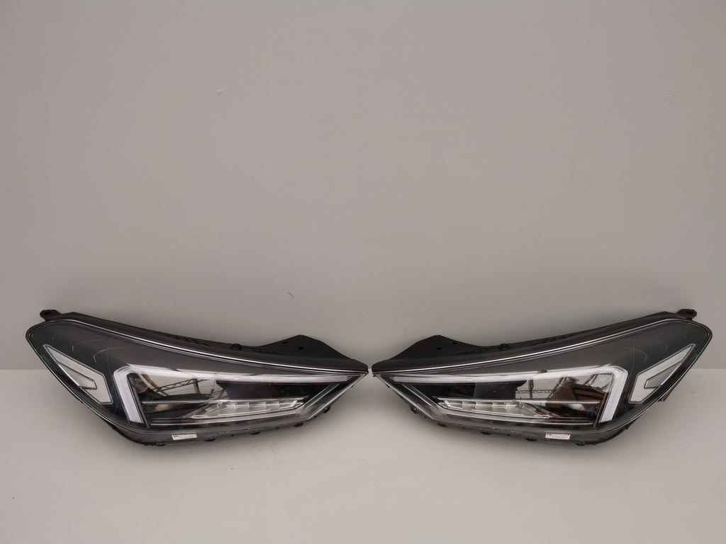 Frontscheinwerfer Hyundai Tucson 92101D7700 Ein Satz Scheinwerfer Headlight SCH5754865784op
