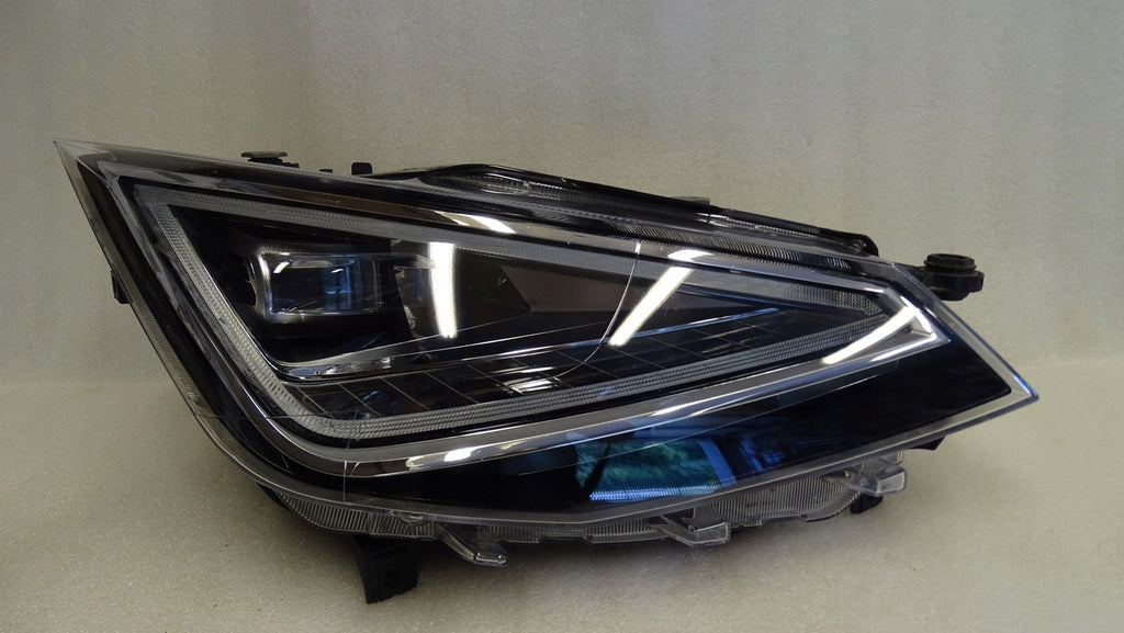 Frontscheinwerfer Seat Ibiza 6F1941008F LED Rechts Scheinwerfer Headlight