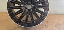 Laden Sie das Bild in den Galerie-Viewer, 1x Alufelge 20 Zoll 8.0" 5x112 48ET Glanz Schwarz A2474015200 Mercedes-Benz W247 FEL4513011306us