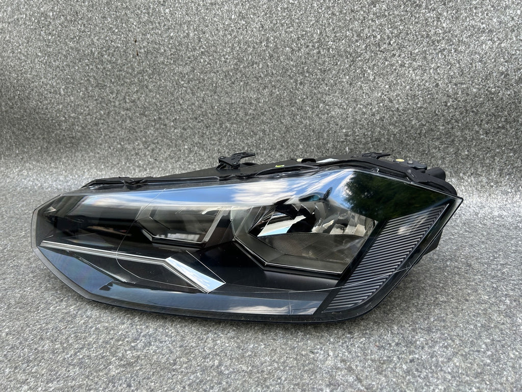 Frontscheinwerfer VW Polo 2G1941006 Links Scheinwerfer Headlight SCH5702130167np