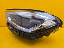 Laden Sie das Bild in den Galerie-Viewer, Frontscheinwerfer Mercedes-Benz W247 Links Scheinwerfer Headlight SCH4372255445sm
