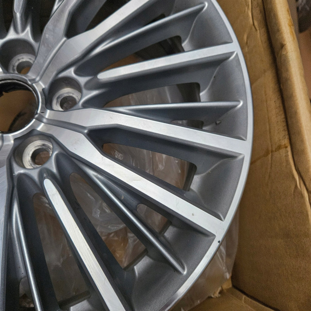 1x Alufelge 18 Zoll 7.0" 5x114.3 38ET Glanz Silber 4250F624 Mitsubishi Eclipse FEL4595187122mc