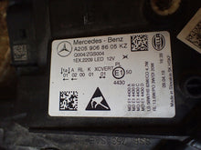 Load image into Gallery viewer, Frontscheinwerfer Mercedes-Benz W205 A2059068605 Rechts Scheinwerfer Headlight