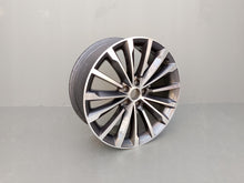 Load image into Gallery viewer, 1x Alufelge 18 Zoll 12.5" 565601025AM Skoda Kodiaq Rim Wheel FEL6495389680cp