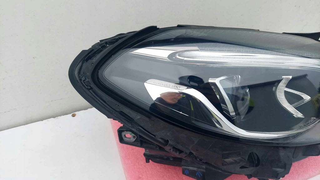 Frontscheinwerfer Mercedes-Benz W246 2469062801 Rechts Scheinwerfer Headlight SCH7258911202yk