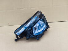 Laden Sie das Bild in den Galerie-Viewer, Frontscheinwerfer Skoda Kamiq 655941015C Full LED Ein Stück (Rechts oder Links) SCH6472331039ma