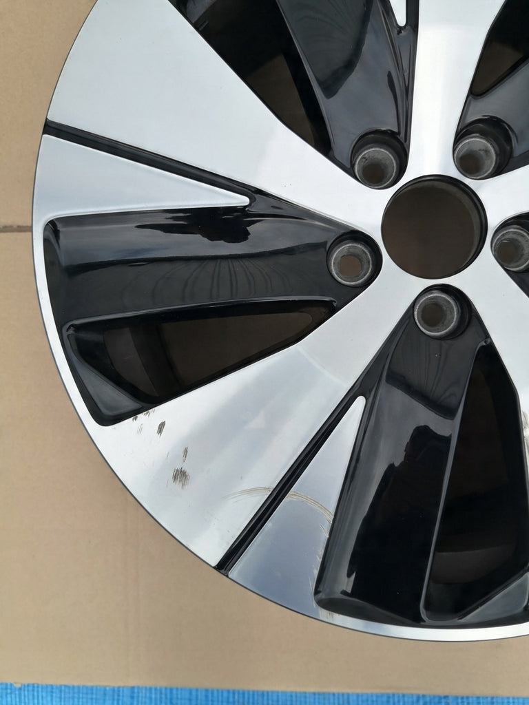 1x Alufelge 18 Zoll 7.5" 5x108 50 5ET Glanz Schwarz 31680403 Volvo Xc40